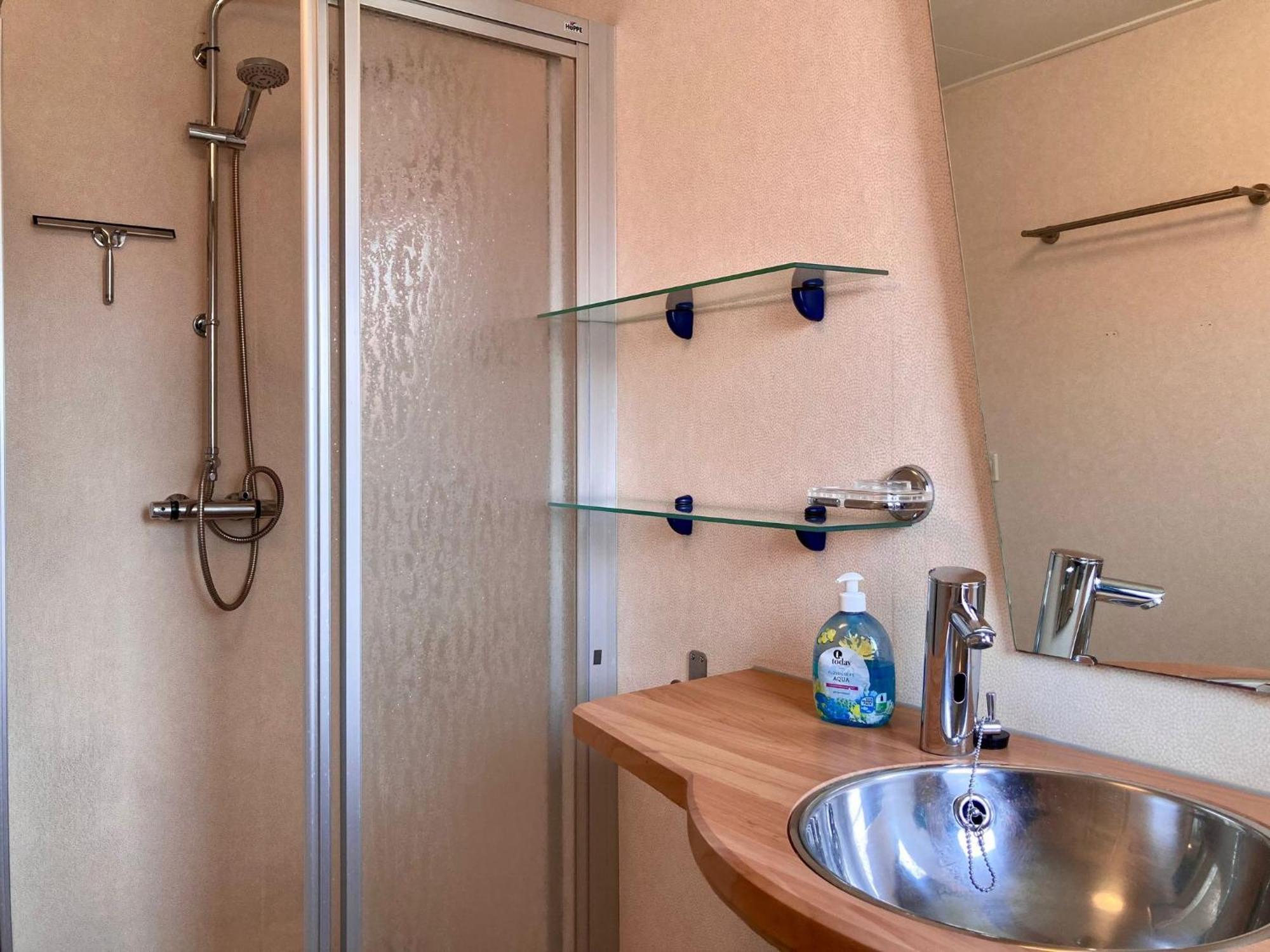 Lakeview 6 Pers Holiday Home Aurora With Fenced Garden, Whirlpool And Sauna Anjum Extérieur photo